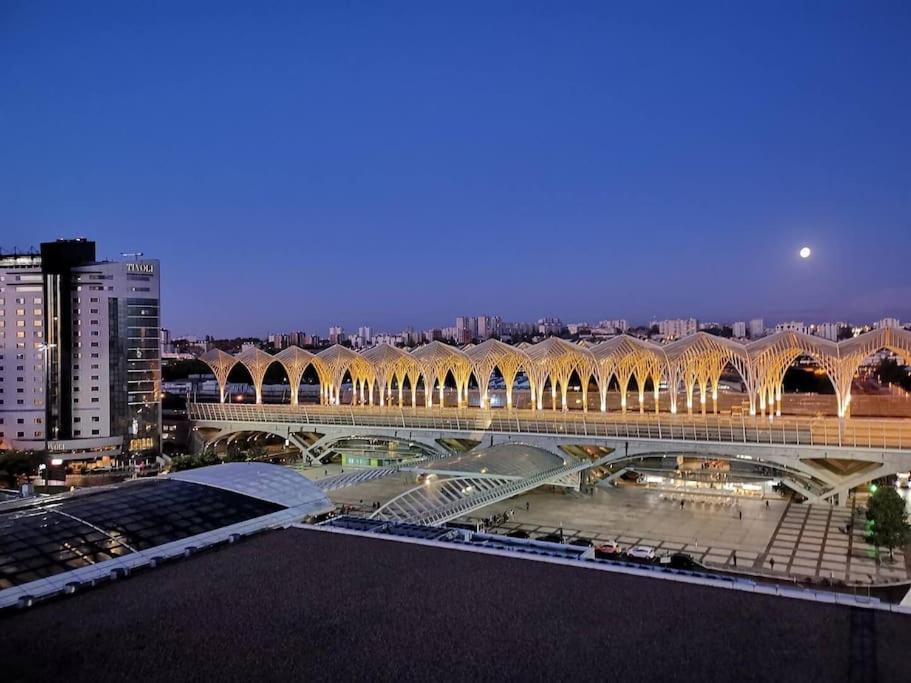 Oliva 50 - 4br, Office And Balcony Lissabon