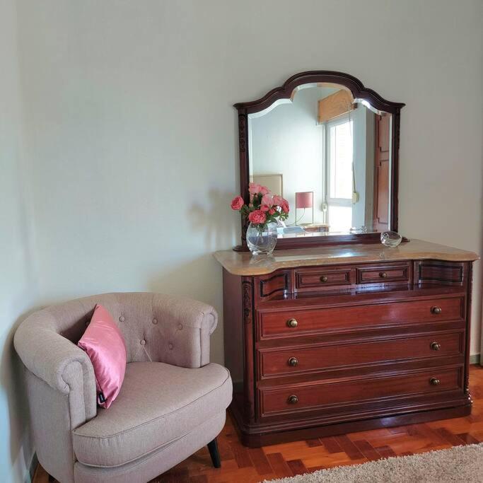 Appartement Oliva 50 - 4br, Office And Balcony Lissabon