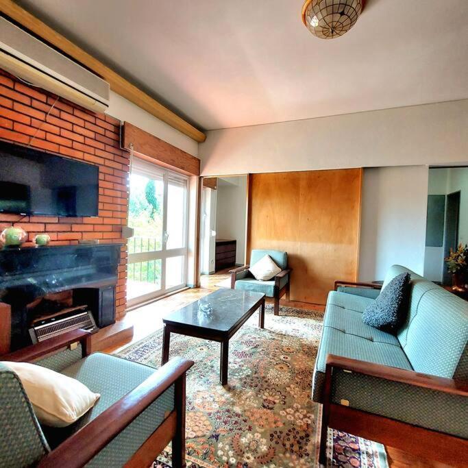 Oliva 50 - 4br, Office And Balcony Lissabon